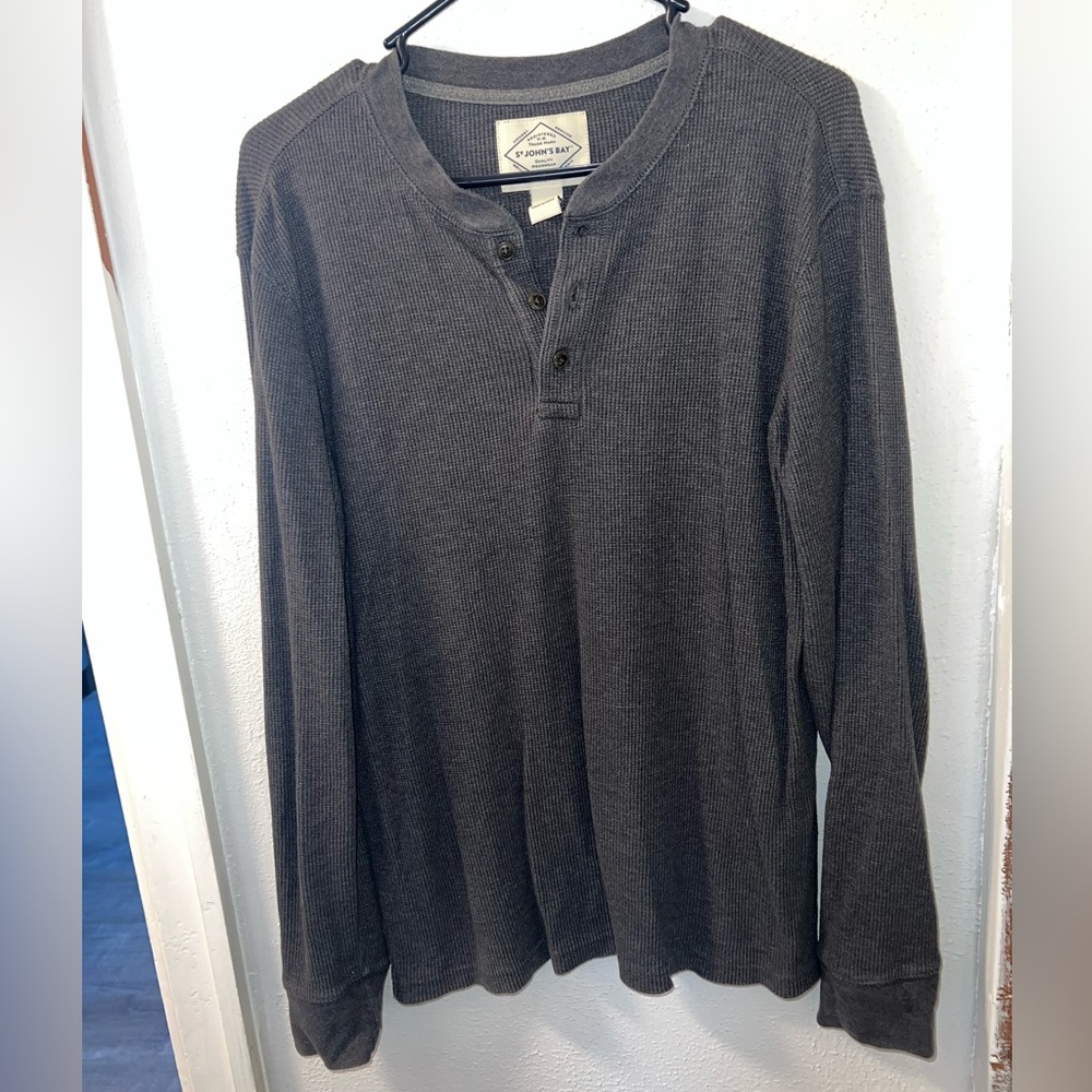 ST. JOHNS BAY men’s gray thermal, size medium
